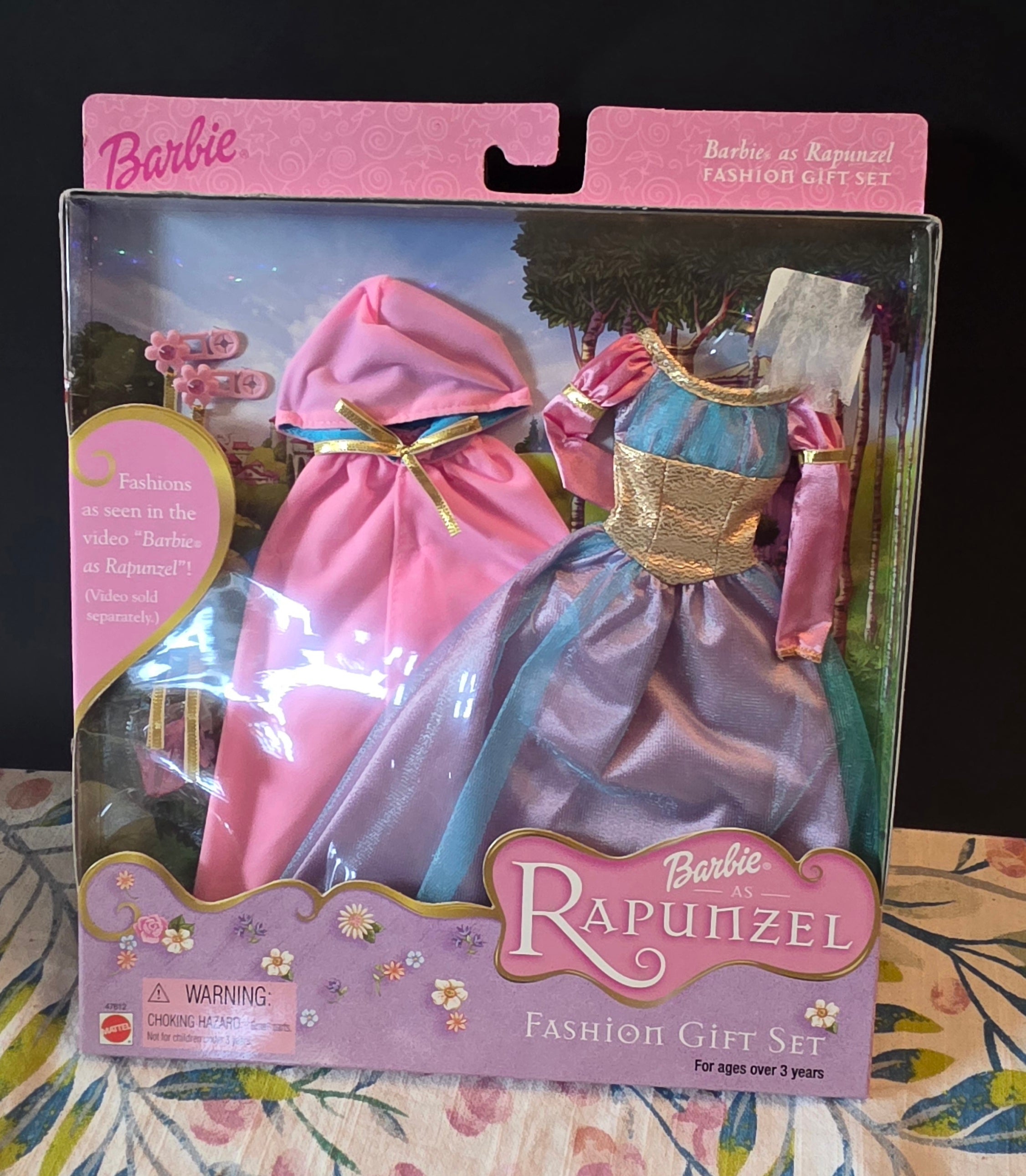 Barbie as Rapunzel Fashon Gift Set