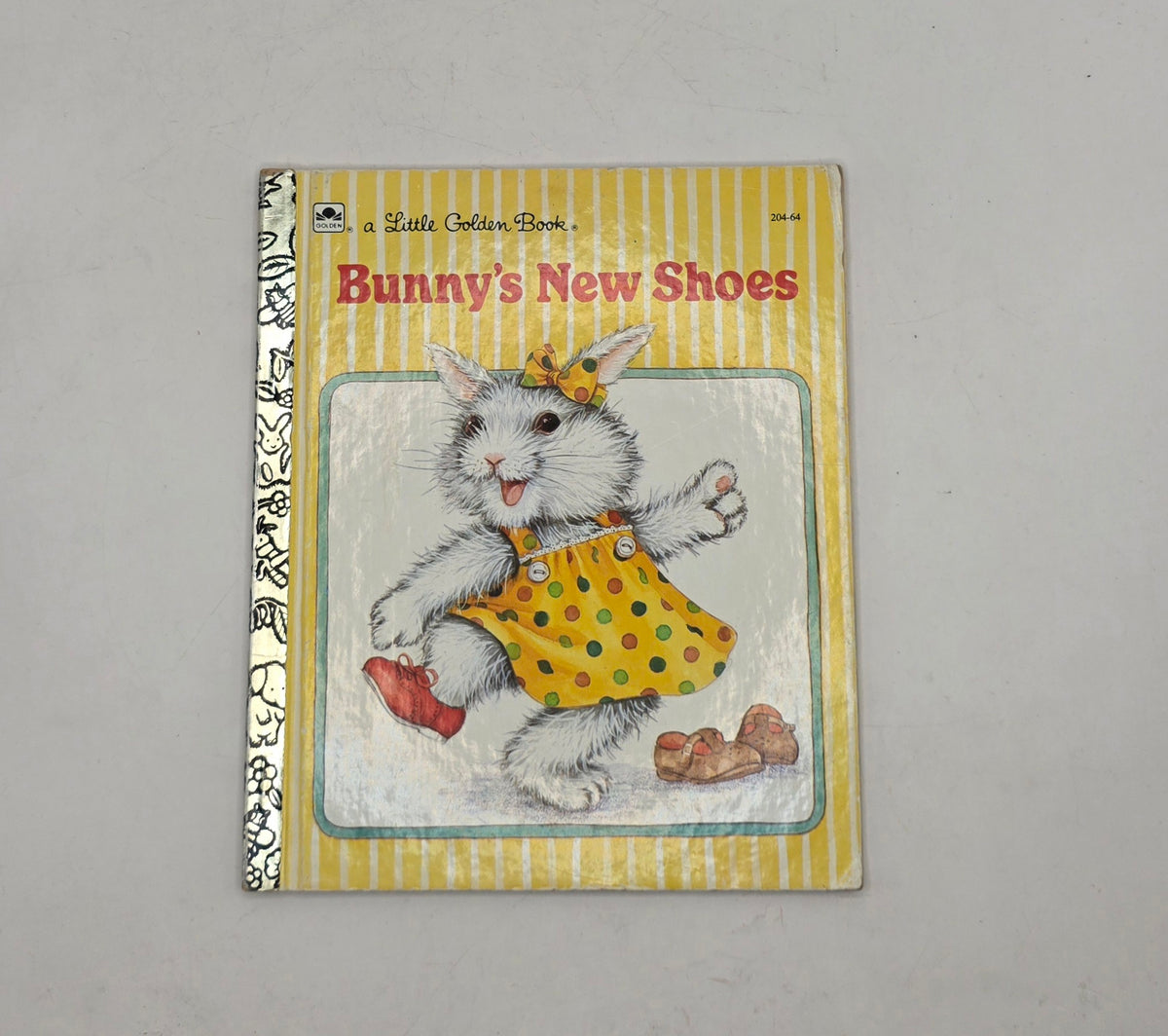 Bunny's New Shoes Little Golden Book