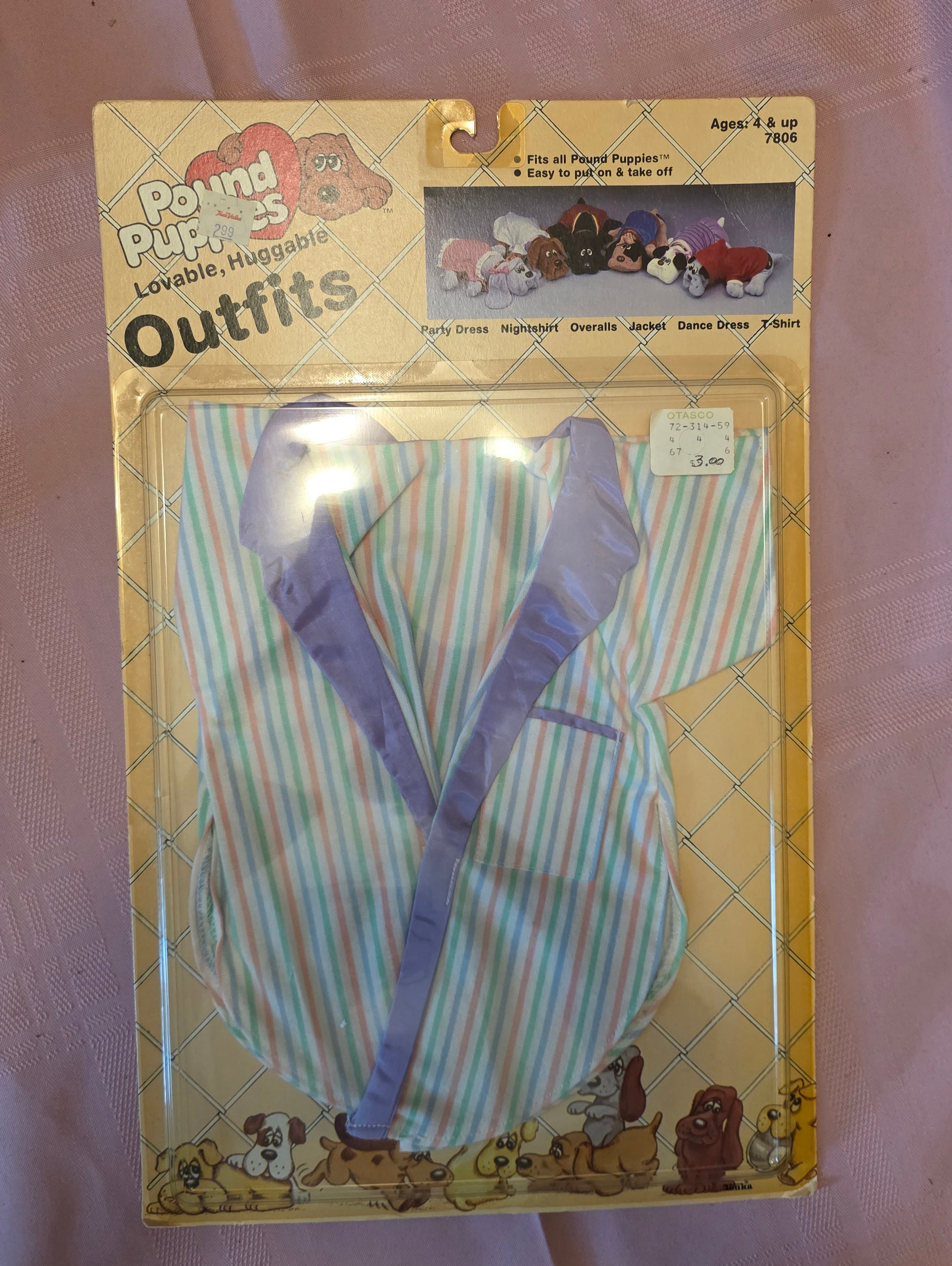 Pound Puppies Outfit