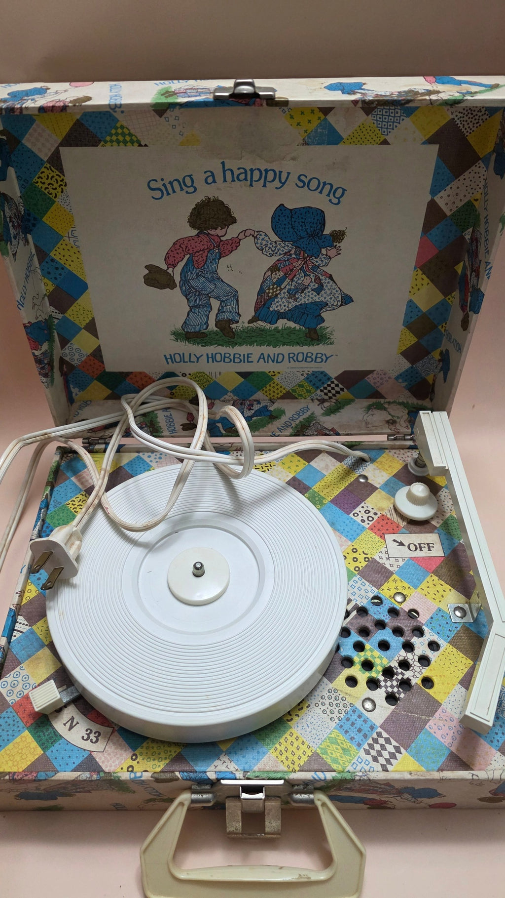 Holly Hobbie and Robbie Record Player
