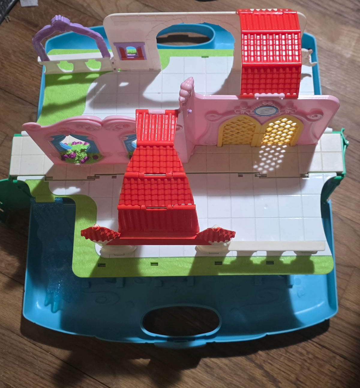 Little Mermaid Under the Sea Pop Up Playset