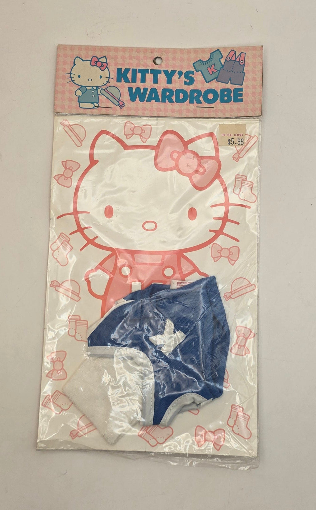 Hello Kitty Outfit