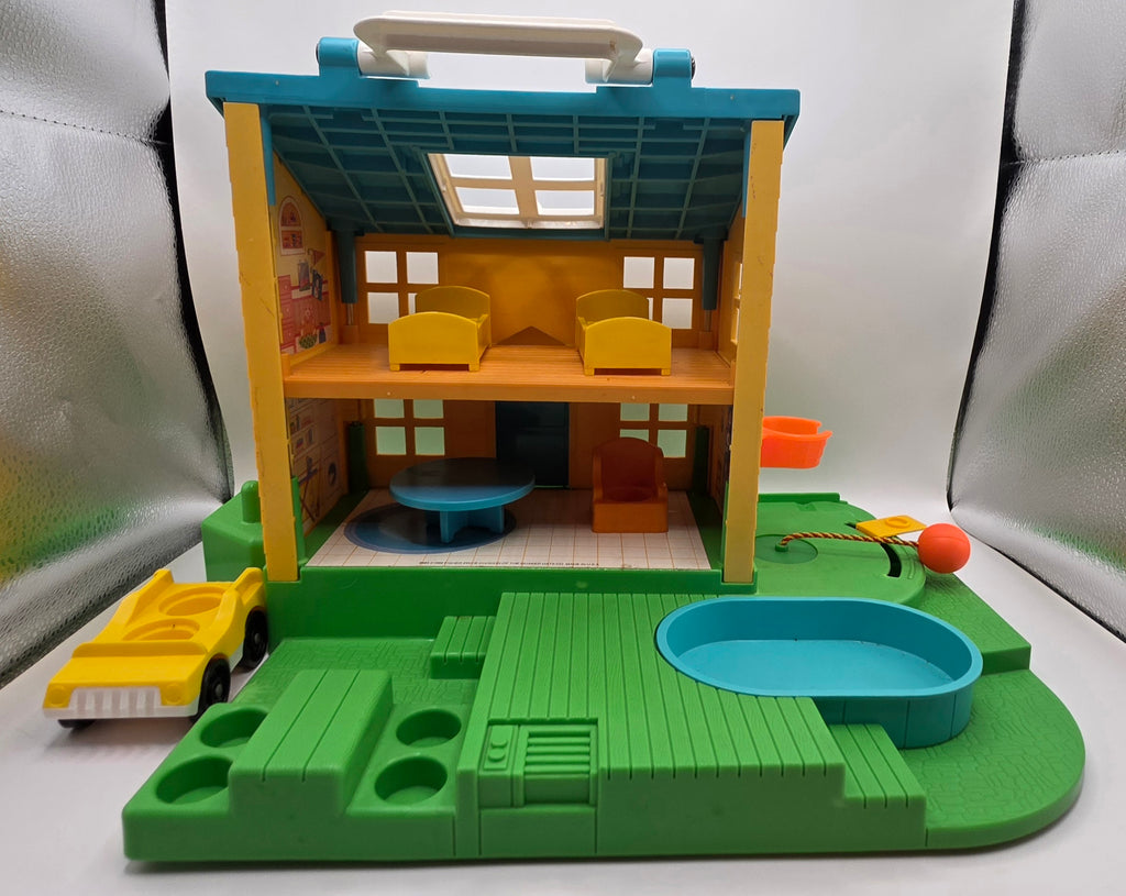 1988 Little People Neighborhood