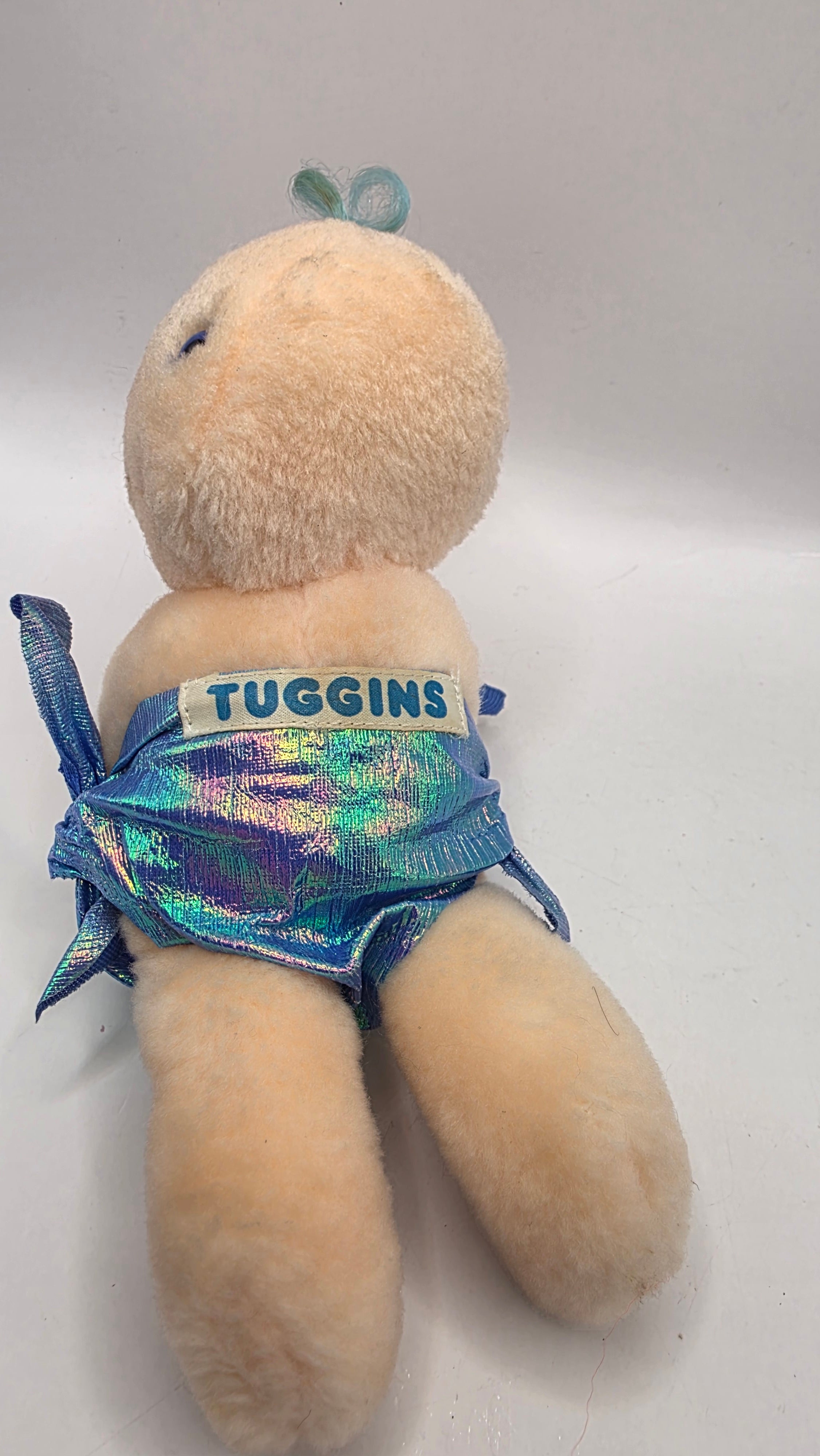 Hugga Bunch Tuggins