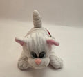 White and Gray Pound Purry