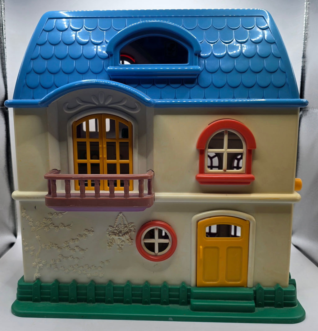Vintage Generic Doll House