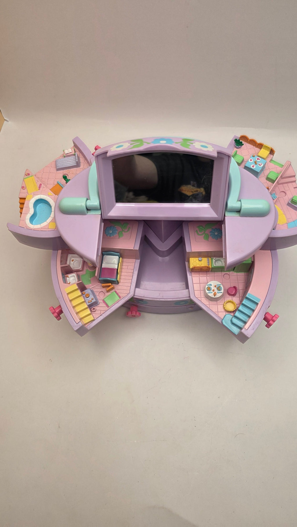 Big Polly Pocket Set