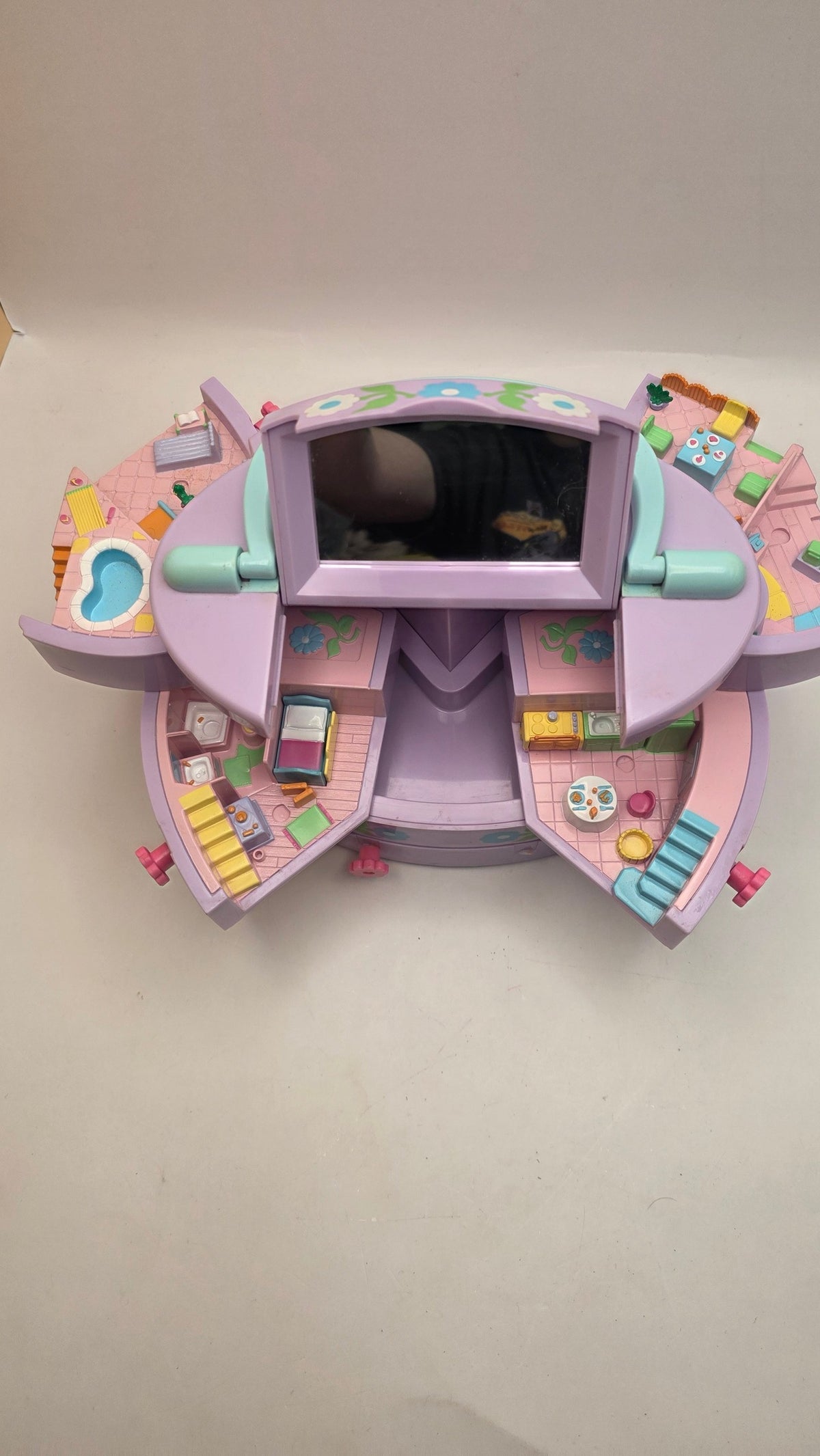 Big Polly Pocket Set