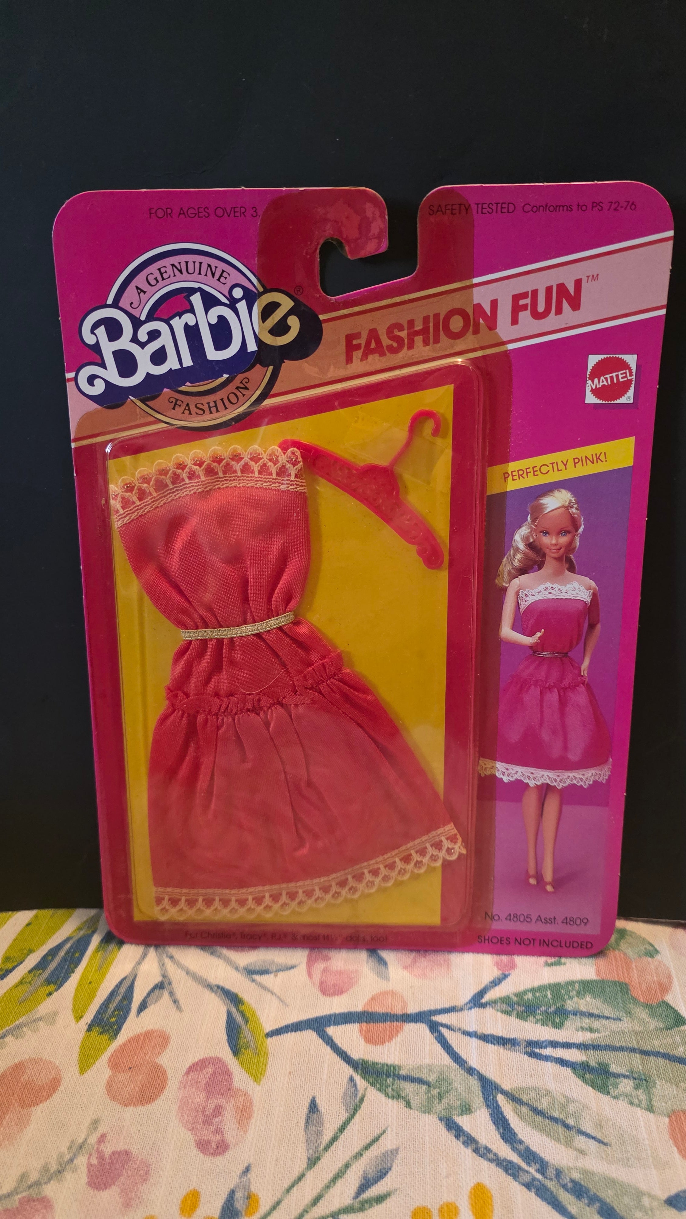 Barbie Fashion Fun Clothes
