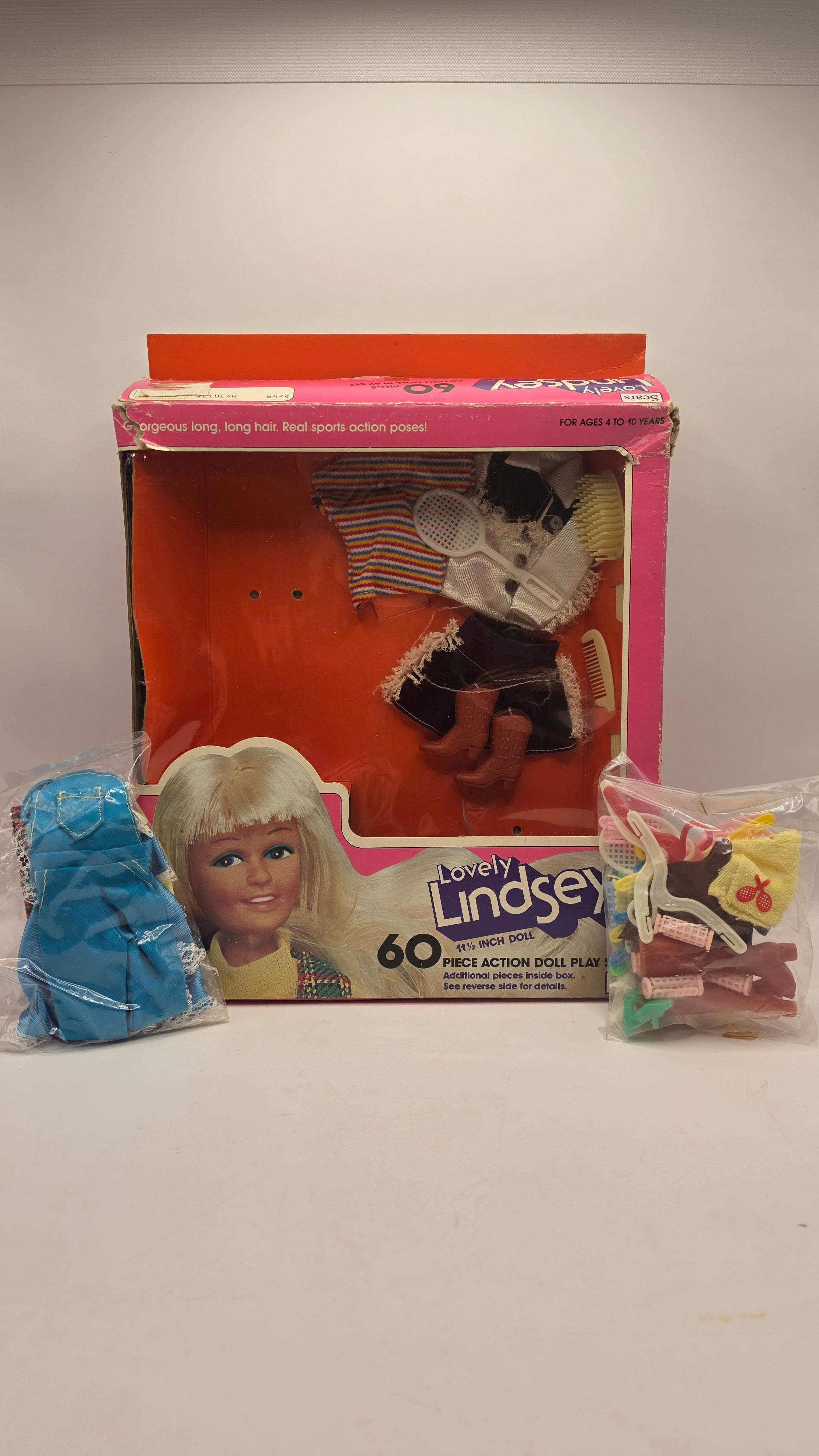 Lovely Lindsey Box & Accessories