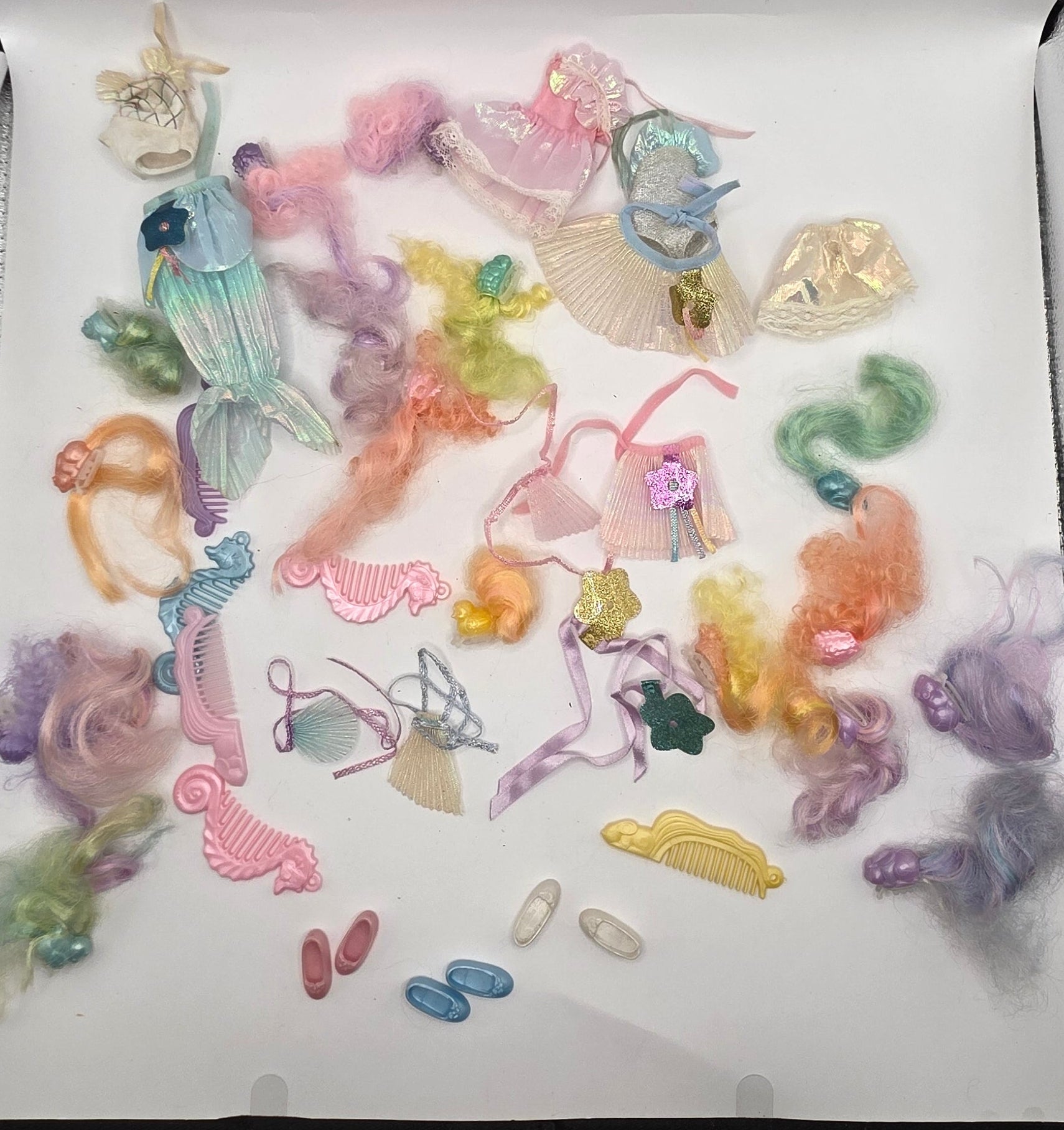 Lady Lovely Locks Accessories and Doll Lot