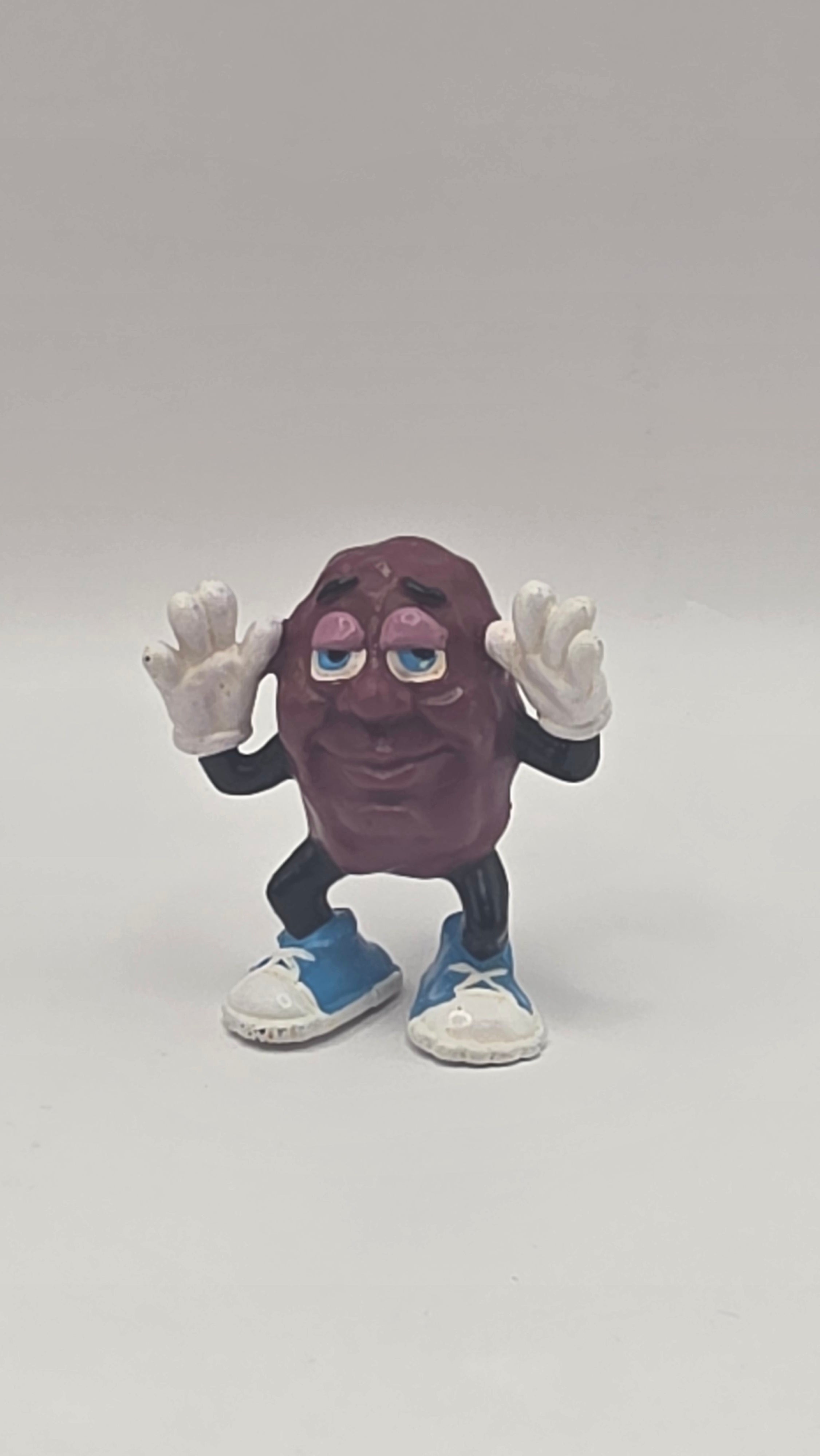 California Raisins Hands Up