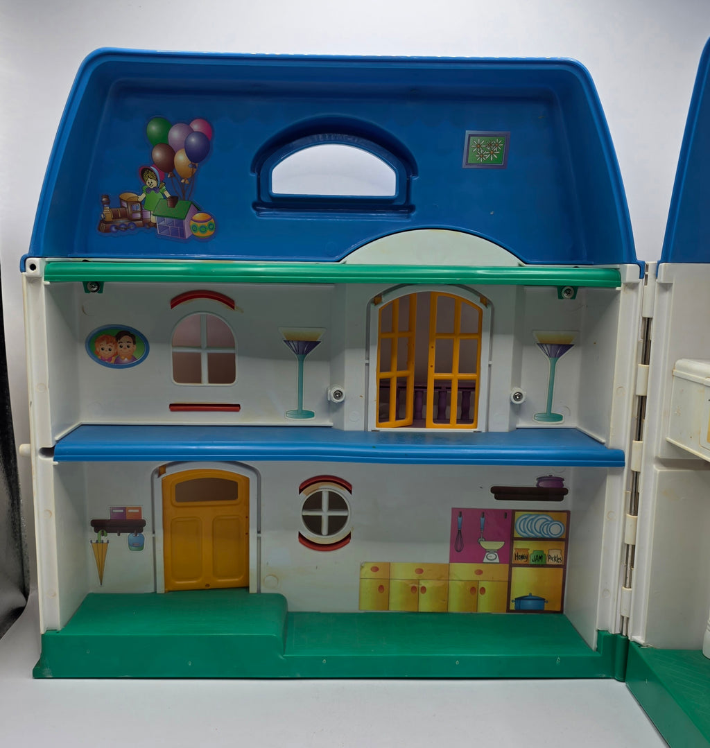 Vintage Generic Doll House